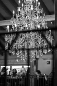 Der Kronleuchter im Festsaal Der Kronleuchter im Festsaal